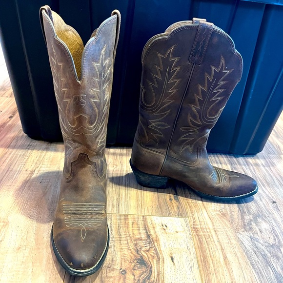 Ariat Brown Heeled Boots - Picture 1 of 8